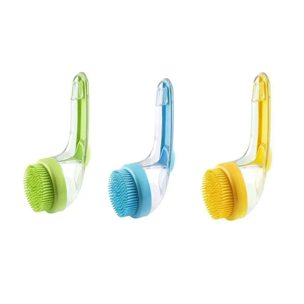 Hair Removal Pet Bath Brush 2 in 1 Design Soap Dispenser Pet Wash Brush Long Handle Soft Silicone Pet Grooming Brush Pet Bathing