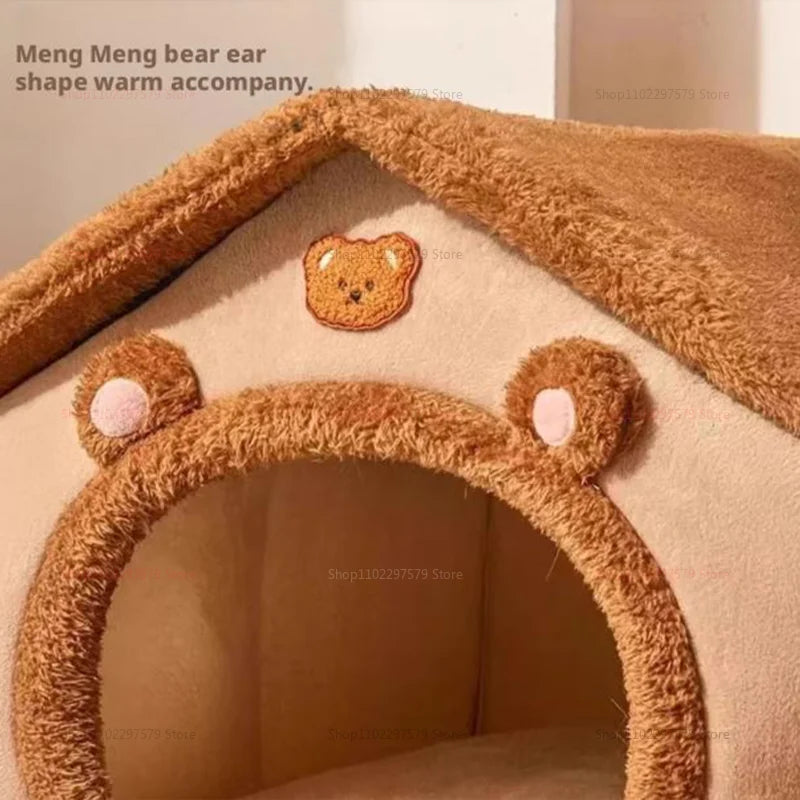 Enclosed Cat House 🐱🏠